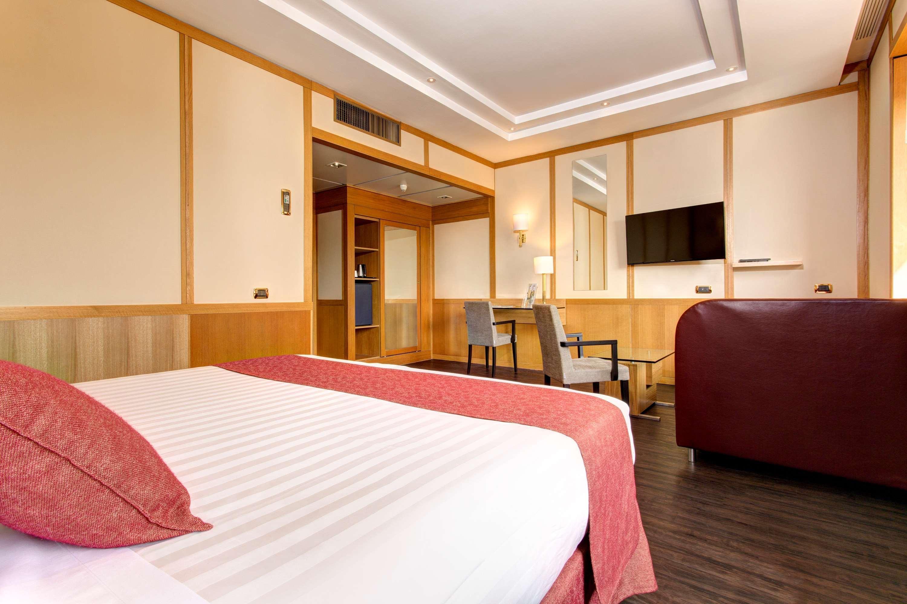 Best Western Hotel President - Colosseo Roma Esterno foto