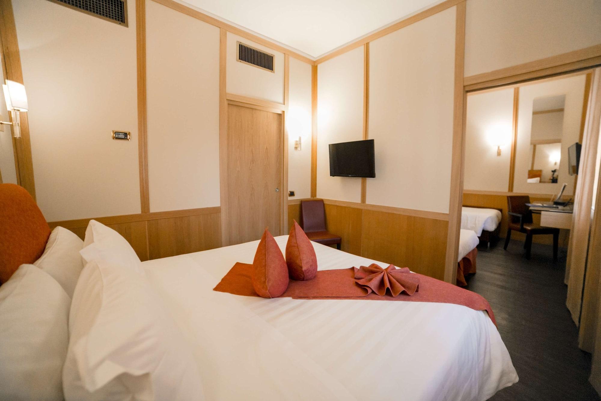 Best Western Hotel President - Colosseo Roma Esterno foto