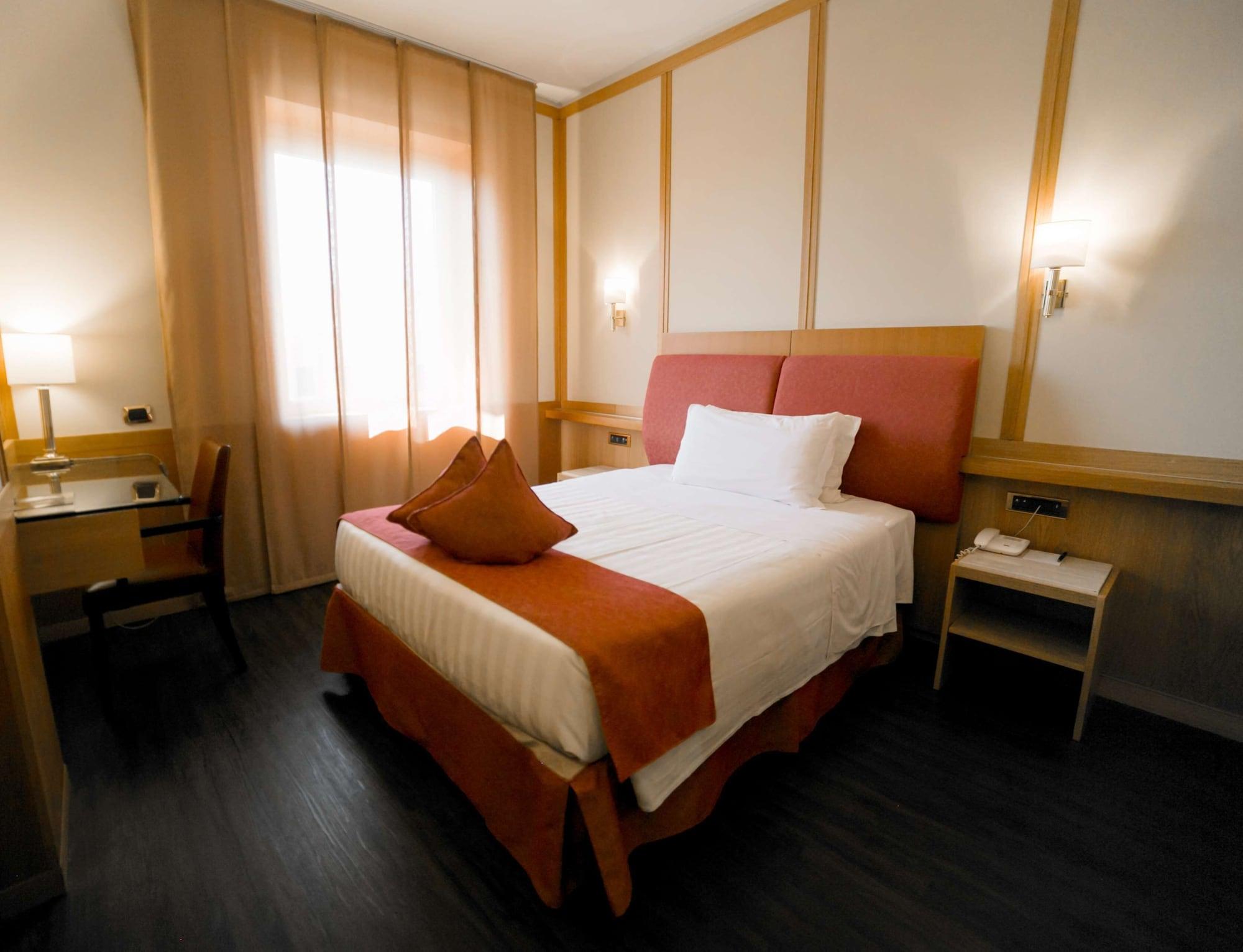 Best Western Hotel President - Colosseo Roma Esterno foto