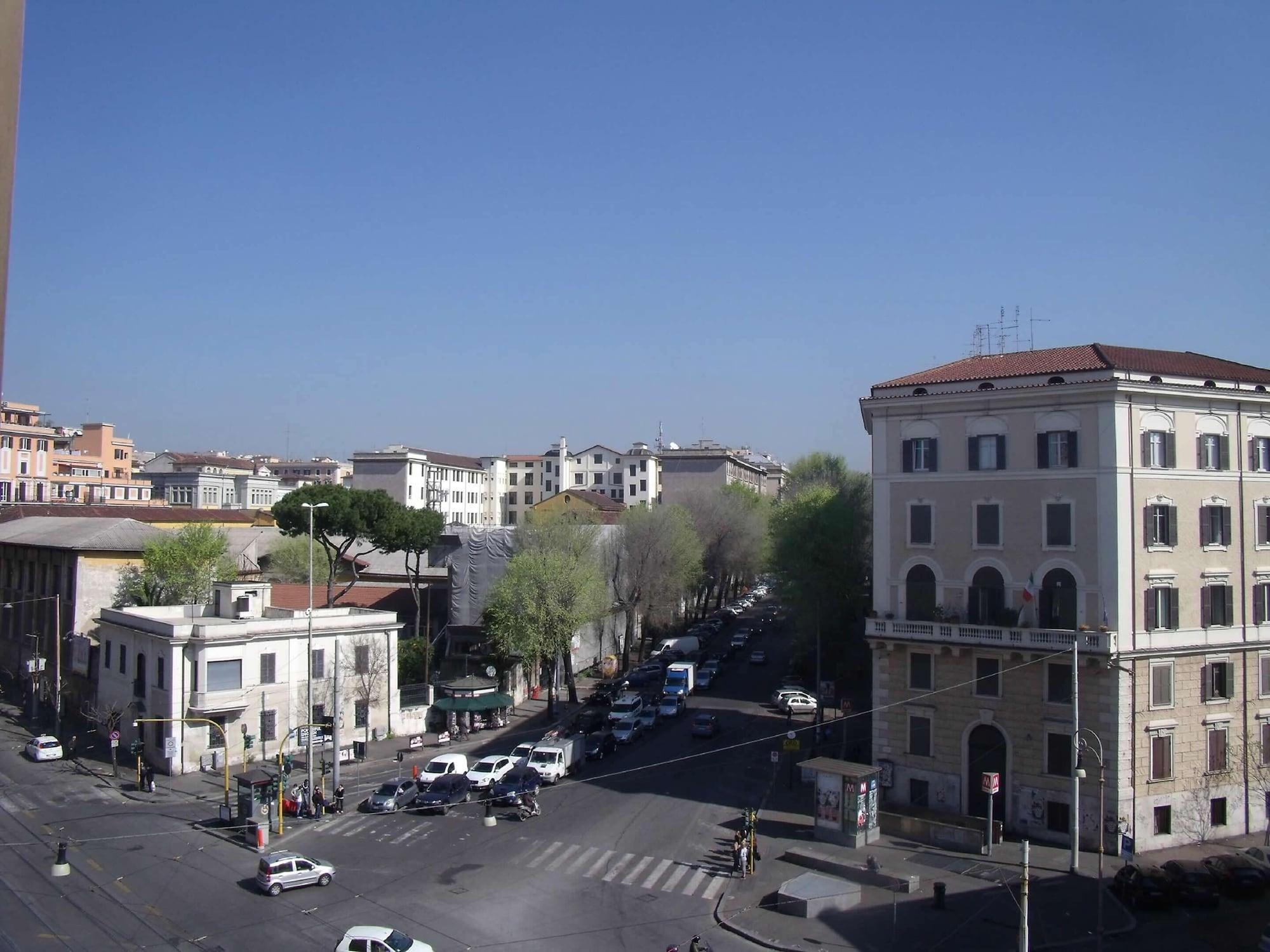 Best Western Hotel President - Colosseo Roma Esterno foto