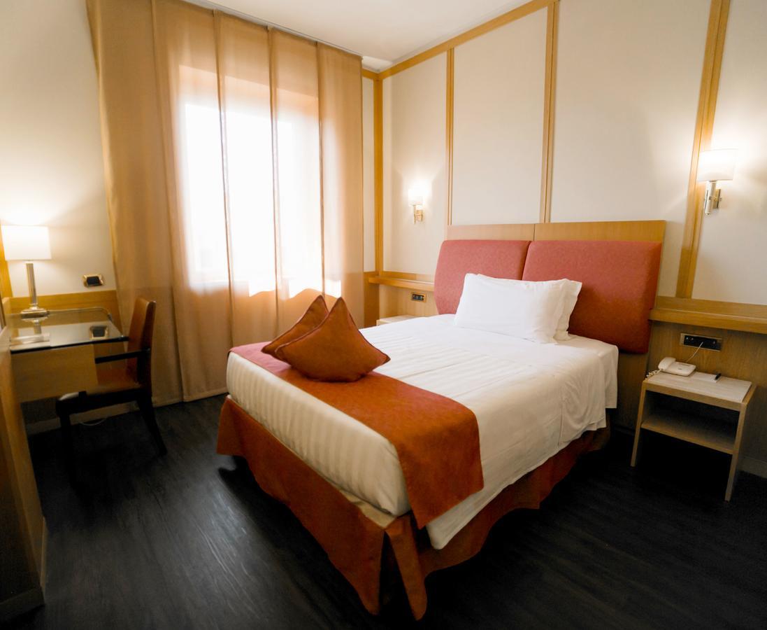 Best Western Hotel President - Colosseo Roma Camera foto